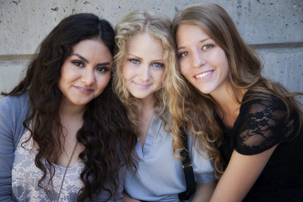 Acne Awareness Week! Top 5 Acne Myths – Debunked
